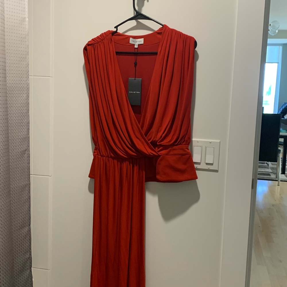 Beautiful brand new with tags HALSTON top